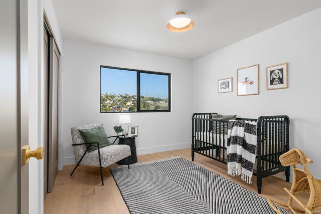 2193 Harbour Heights Rd, San Diego CA: https://media.crmls.org/mediaz/23d2146a-fdcd-452c-876b-c38b888676b1.jpg