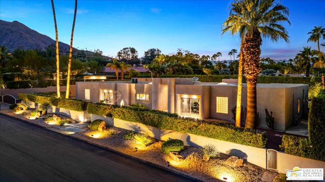 526 W Chino Canyon Road, Palm Springs, CA 92262
