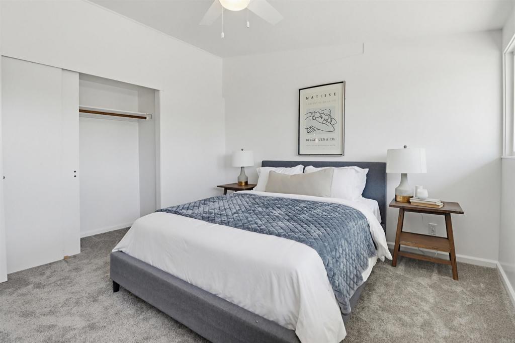https://media.crmls.org/mediaz/23d2b3bb-62ef-452a-9c91-f81db78d0714.jpg?preset=X-Large