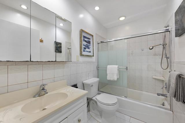 Image 28 of 34 For 55 Westridge Avenue