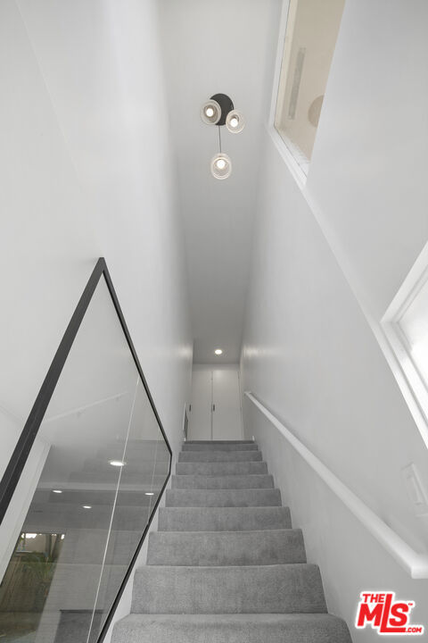 MLS #25599181 image #14