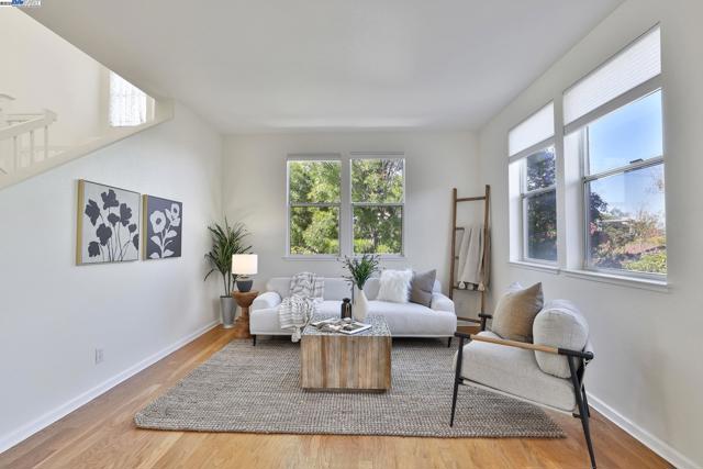 11030 Via Sorrento, Cupertino CA: https://media.crmls.org/mediaz/23d45901-f21a-428f-ab49-b62af5286a65.jpg