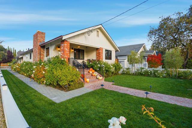 203 Santa Clara Avenue, Redwood City CA: https://media.crmls.org/mediaz/23d65917-3b32-40c8-86cf-12dbe9347aaf.jpg