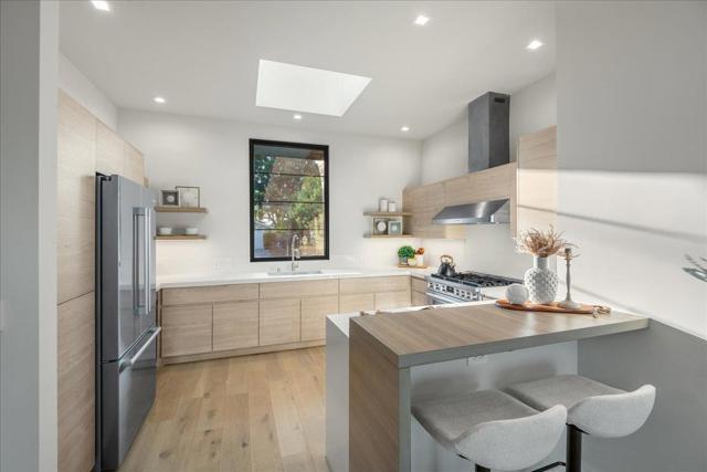 1627 Shirley Avenue, Los Altos CA: https://media.crmls.org/mediaz/23d6d6c1-b4e3-4c4e-84e2-255ff9a9c8b8.jpg