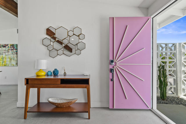 835 Rosa Parks Road, Palm Springs CA: https://media.crmls.org/mediaz/23d8138e-7a7c-4ab5-9c06-2dc3cd20f55e.jpg