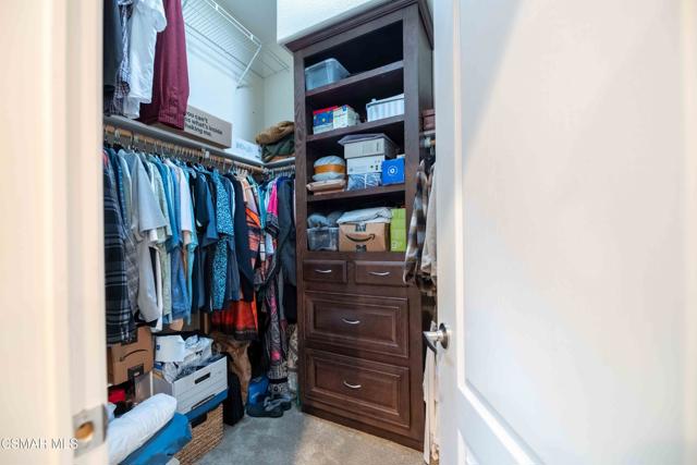 1 Ortega Drive, Newbury Park CA: https://media.crmls.org/mediaz/23d8a293-e43e-43ad-8ba4-ca200a01da62.jpg