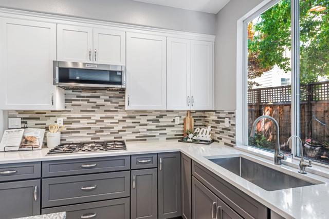 1257 Cobblestone Drive, Campbell CA: https://media.crmls.org/mediaz/23d8ecf5-360a-4ff4-85f4-78c0df470fc1.jpg