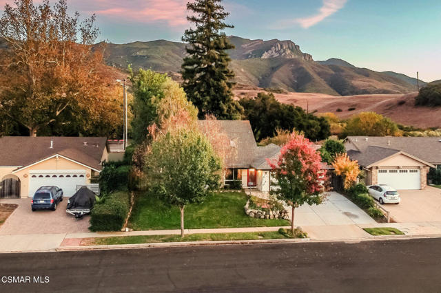 3964 Greenwood Street, Newbury Park CA: https://media.crmls.org/mediaz/23d90ced-64bc-4d43-b9bd-8c0e7e530b96.jpg