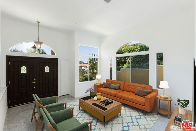 23636 Aster Trail, Calabasas CA: https://media.crmls.org/mediaz/23d986e4-7638-4110-8528-88f4318e352a.jpg