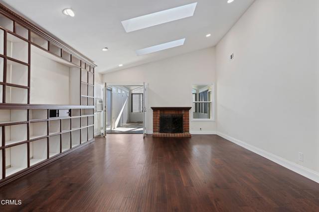 Detail Gallery Image 4 of 28 For 6250 Calle Bodega, Camarillo,  CA 93012 - 3 Beds | 2 Baths