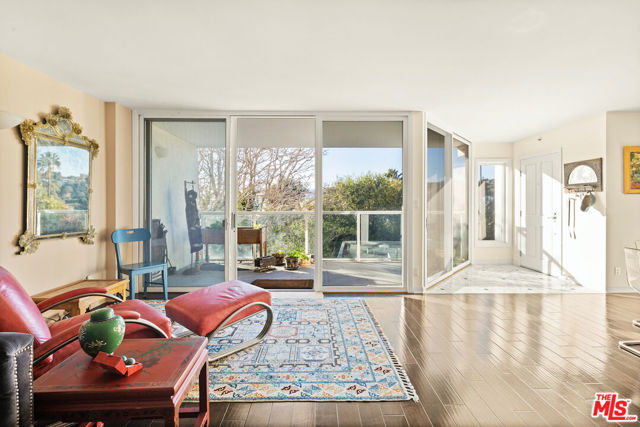 101 Ocean Avenue, Santa Monica CA: https://media.crmls.org/mediaz/23da4d12-af27-410d-97e2-4fbced944f63.jpg