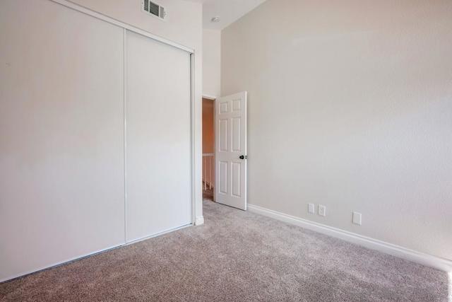 40037 Amberley Cir, Temecula CA: https://media.crmls.org/mediaz/23db3d80-0407-4c6d-89b1-b99cbece7503.jpg