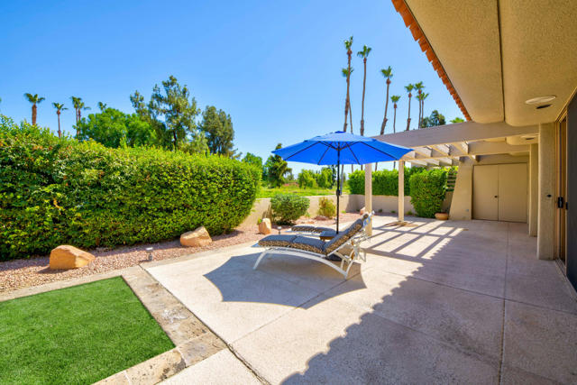 212 S Kavenish Drive, Rancho Mirage CA: https://media.crmls.org/mediaz/23db8432-7804-4fbe-a3b6-6656c57fb903.jpg