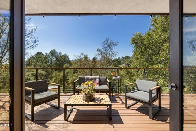 4639 El Camino Corto, La Canada Flintridge CA: https://media.crmls.org/mediaz/23dc0f0f-a955-4f73-99a1-612a8d74bee9.jpg