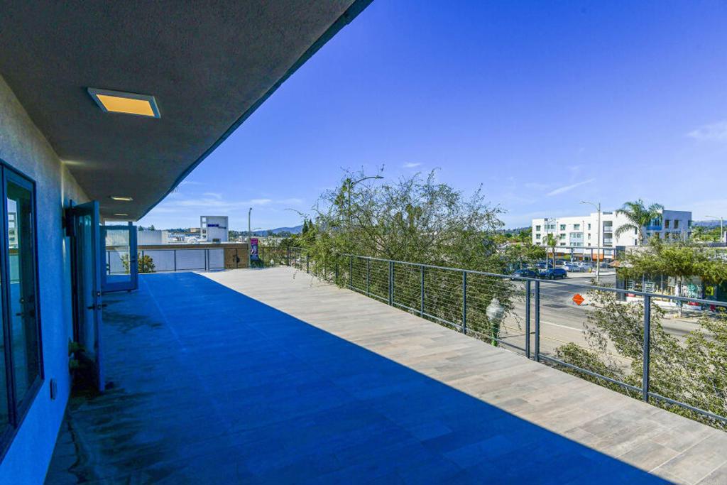 401 Grand Avenue - photo 14
