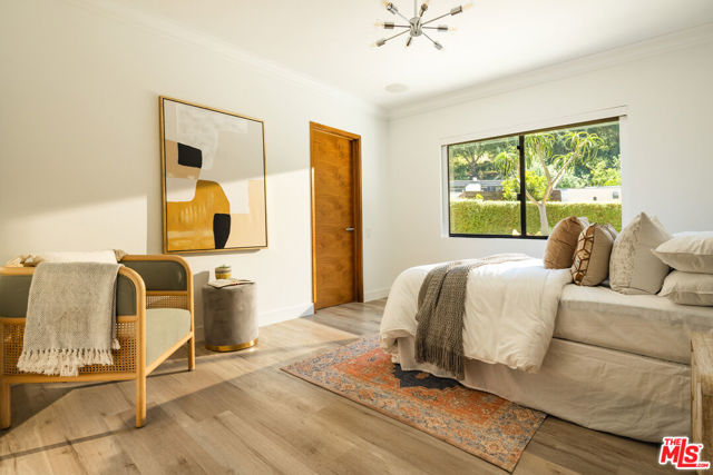 9991 Liebe Drive, Beverly Hills CA: https://media.crmls.org/mediaz/23dcbebe-2a20-4297-afb2-5b0db85a8fb0.jpg