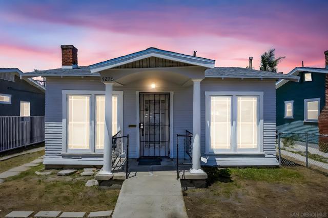 4276 35Th St, San Diego CA: https://media.crmls.org/mediaz/23dd5b58-d13e-416f-900e-43e6cdc5819c.jpg