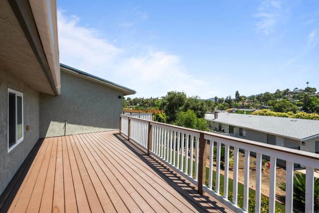 Detail Gallery Image 38 of 41 For 1026 Eucalyptus Ave, Vista,  CA 92084 - 5 Beds | 3 Baths