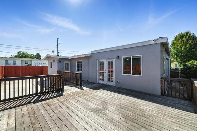 2950 Union Avenue, Hayward CA: https://media.crmls.org/mediaz/23df7554-8e5c-462b-b73c-1ae53e3c8a08.jpg