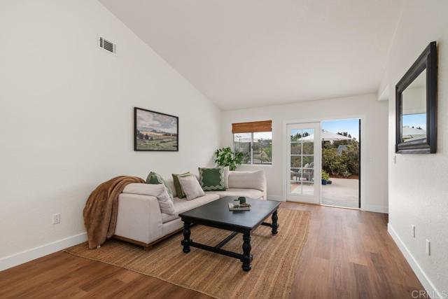 2663 Sutter St, Carlsbad CA: https://media.crmls.org/mediaz/23dfcf8b-011b-48d5-b81d-9bdfbff501c9.jpg