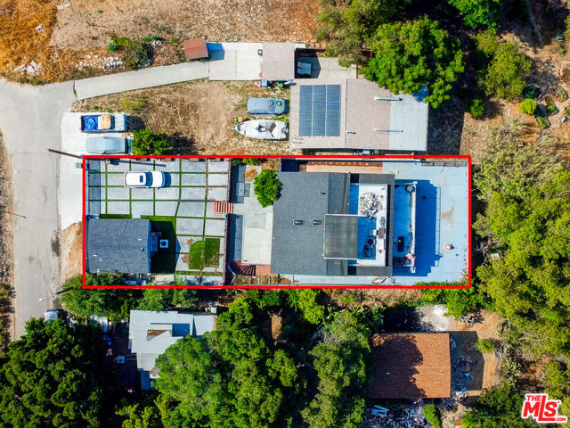 2617 Sierra Street, Los Angeles CA: https://media.crmls.org/mediaz/23e0ae7f-520f-4ff9-8e17-e1421d05e6d6.jpg