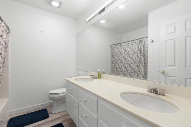 43075 Corte Fresca, Temecula CA: https://media.crmls.org/mediaz/23e3e333-ef85-471d-9d9d-dff9e82415f1.jpg