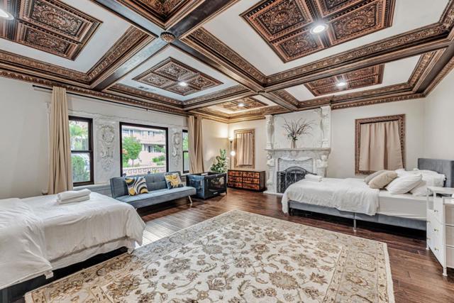 101 S 13th Street, San Jose CA: https://media.crmls.org/mediaz/23e3e50e-1c63-4b86-94b0-9b838d10ae67.jpg