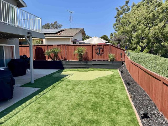 2354 Valley View Pl, Escondido CA: https://media.crmls.org/mediaz/23e683e9-e165-47e6-b402-3ed5583f4a30.jpg