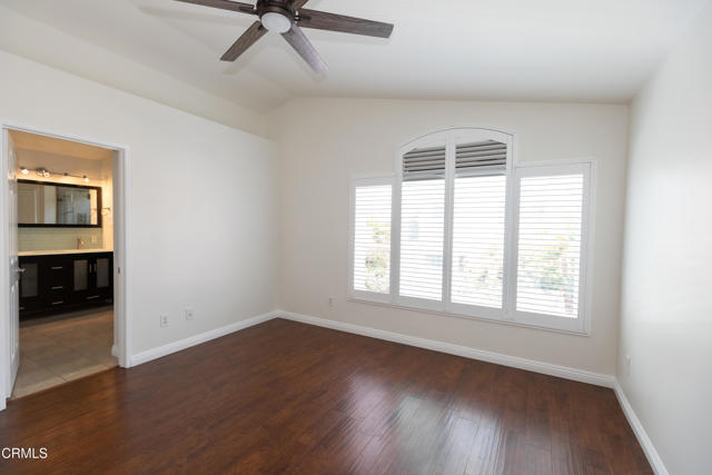 5247 San Francesca, Camarillo CA: https://media.crmls.org/mediaz/23e6e827-48be-4b7d-94da-6c45528a4557.jpg