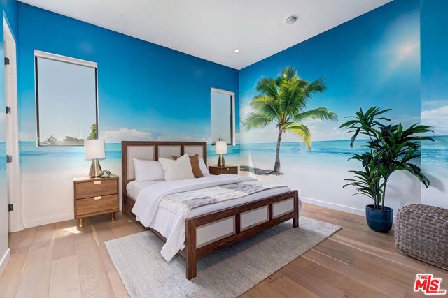 3571 Colonial Avenue, Los Angeles CA: https://media.crmls.org/mediaz/23e865e4-cab4-4747-893b-b62e2865f115.jpg