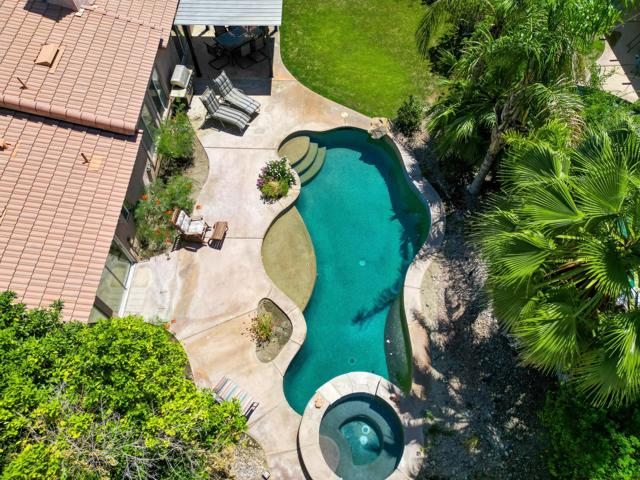79825 Independence Way, La Quinta CA: https://media.crmls.org/mediaz/23e91dd7-3b54-4011-b7a4-5f2e1113d079.jpg
