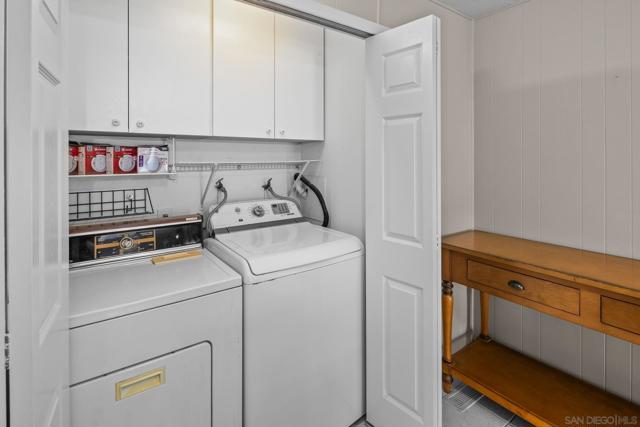 9500 Harritt Rd, Lakeside CA: https://media.crmls.org/mediaz/23e98739-fa47-41c8-ac62-567af6294f3d.jpg