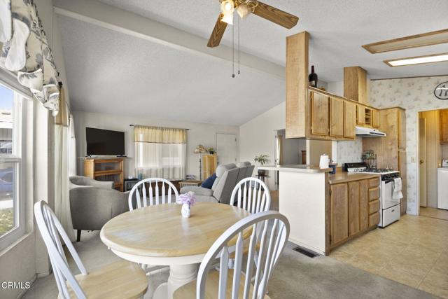 Detail Gallery Image 12 of 43 For 10685 Blackburn Rd #72,  Ventura,  CA 93004 - 2 Beds | 2 Baths