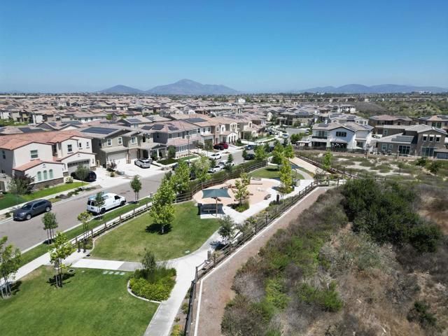 Detail Gallery Image 35 of 36 For 1732 Paterna Dr, Chula Vista,  CA 91913 - 5 Beds | 5/1 Baths