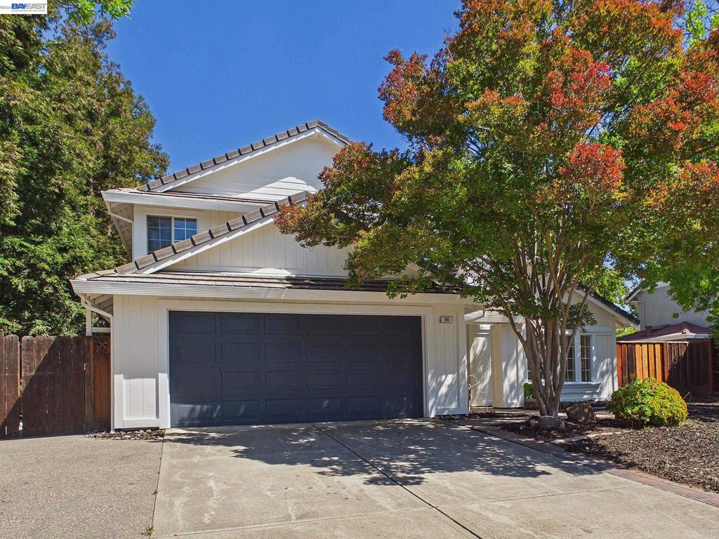 66 Sparrow St