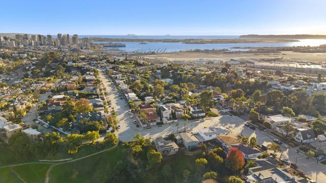 Detail Gallery Image 48 of 50 For 1004 W Walnut Ave., San Diego,  CA 92103 - 4 Beds | 3 Baths