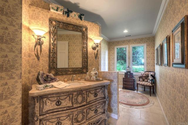 Detail Gallery Image 21 of 32 For 30181 via Maria Elena, Bonsall,  CA 92003 - 3 Beds | 2/1 Baths