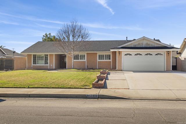 Detail Gallery Image 1 of 1 For 2526 S Cucamonga Ave, Ontario,  CA 91761 - 4 Beds | 2 Baths