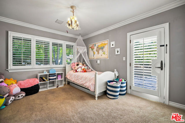 4 Bed Home for Sale in Encino, California