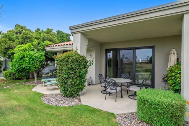 54836 Inverness Way Way, La Quinta CA: https://media.crmls.org/mediaz/23eda8c9-cb31-4509-8104-27b9a6914575.jpg