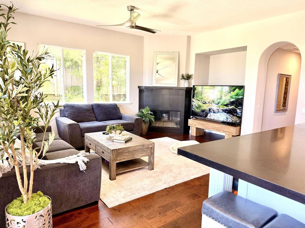 6269 Paseo Privado - photo 3
