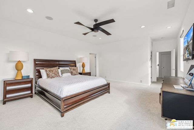 1065 Dane Drive, Palm Springs CA: https://media.crmls.org/mediaz/23ef0666-e27b-447a-9a54-0cfdb97fe61b.jpg