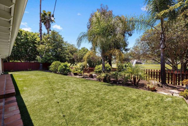 17268 Bernardo Oaks Dr, San Diego CA: https://media.crmls.org/mediaz/23ef57fa-625a-49ac-b420-a4b41a6170c7.jpg