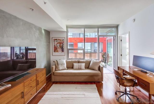 321 10th Ave, San Diego CA: https://media.crmls.org/mediaz/23efc245-16a8-44d6-80a2-469e38d5c0cd.jpg