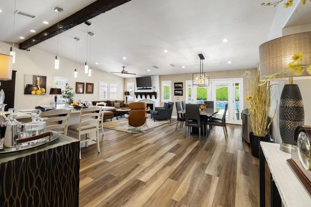 31465 Whispering Palms Trail, Cathedral City CA: https://media.crmls.org/mediaz/23eff630-e438-4cd9-9aac-14a3e57319e2.jpg