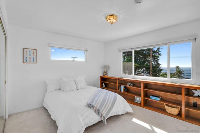 775 Cornish Dr., San Diego CA: https://media.crmls.org/mediaz/23f10a1e-fe18-4846-b8cd-5f797a8d0447.jpg