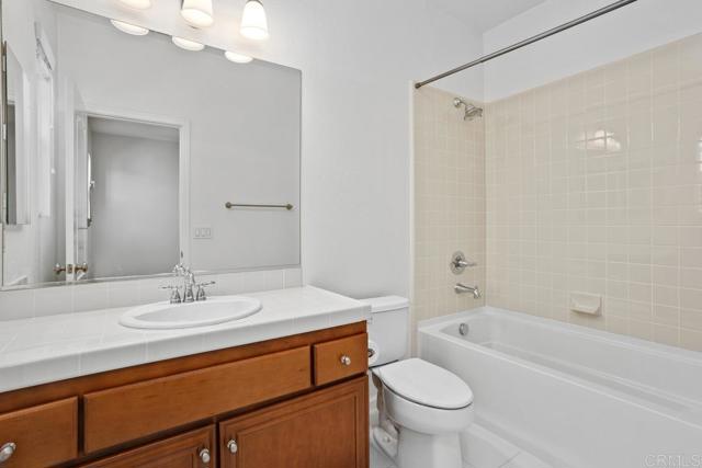 2386 Lapis Road, Carlsbad CA: https://media.crmls.org/mediaz/23f164bc-ade3-4b9b-b1b1-d751e81aee0a.jpg