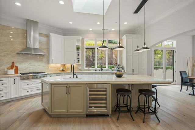 17435 Phillips Avenue, Los Gatos CA: https://media.crmls.org/mediaz/23f1b7d6-ea7c-4588-b3d2-b3ad6059b808.jpg
