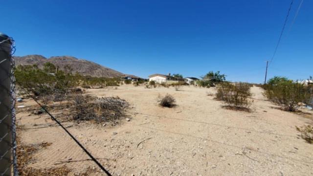 0 Ave La Espana Daga, Joshua Tree CA: https://media.crmls.org/mediaz/23f3b0c1-c129-480b-bbb6-a34031130359.jpg