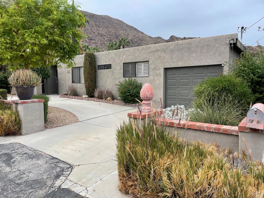 250 W Crestview Drive, Palm Springs, CA 92264